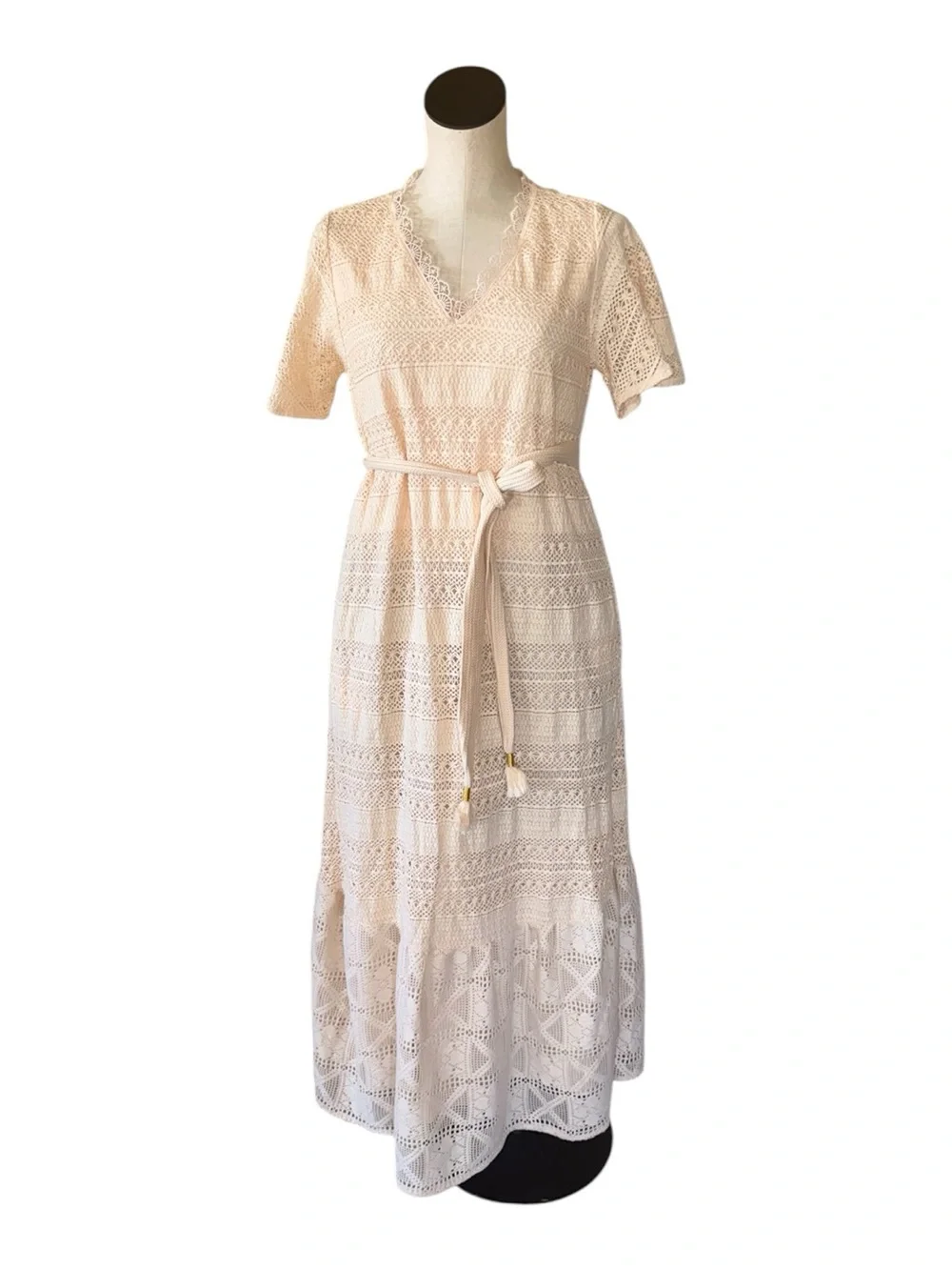NWOT Chico's Crochet Maxi Dress   Cream Lace Tiered V-Neck US 4 Ivory - Picture 7 of 10